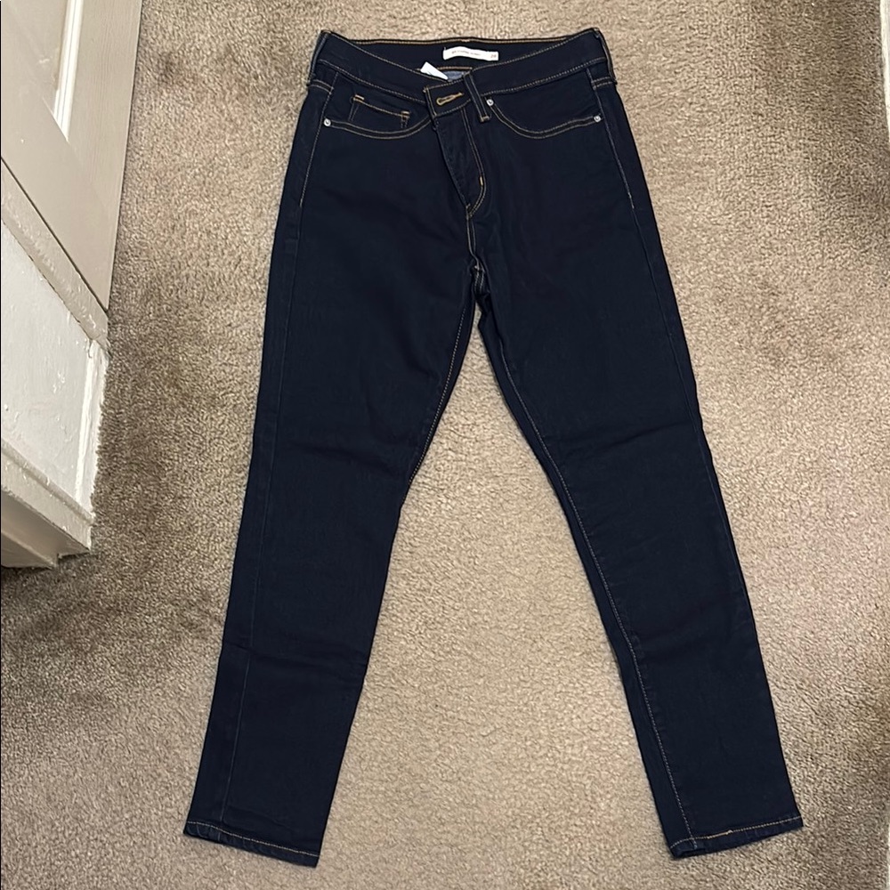 BRAND NEW Levi’s women’s skinny jeans 28x28